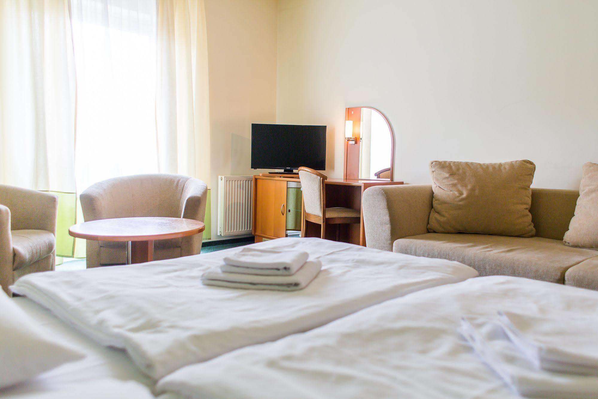 Bed and Breakfast Taaakaryba Kołobrzeg Esterno foto