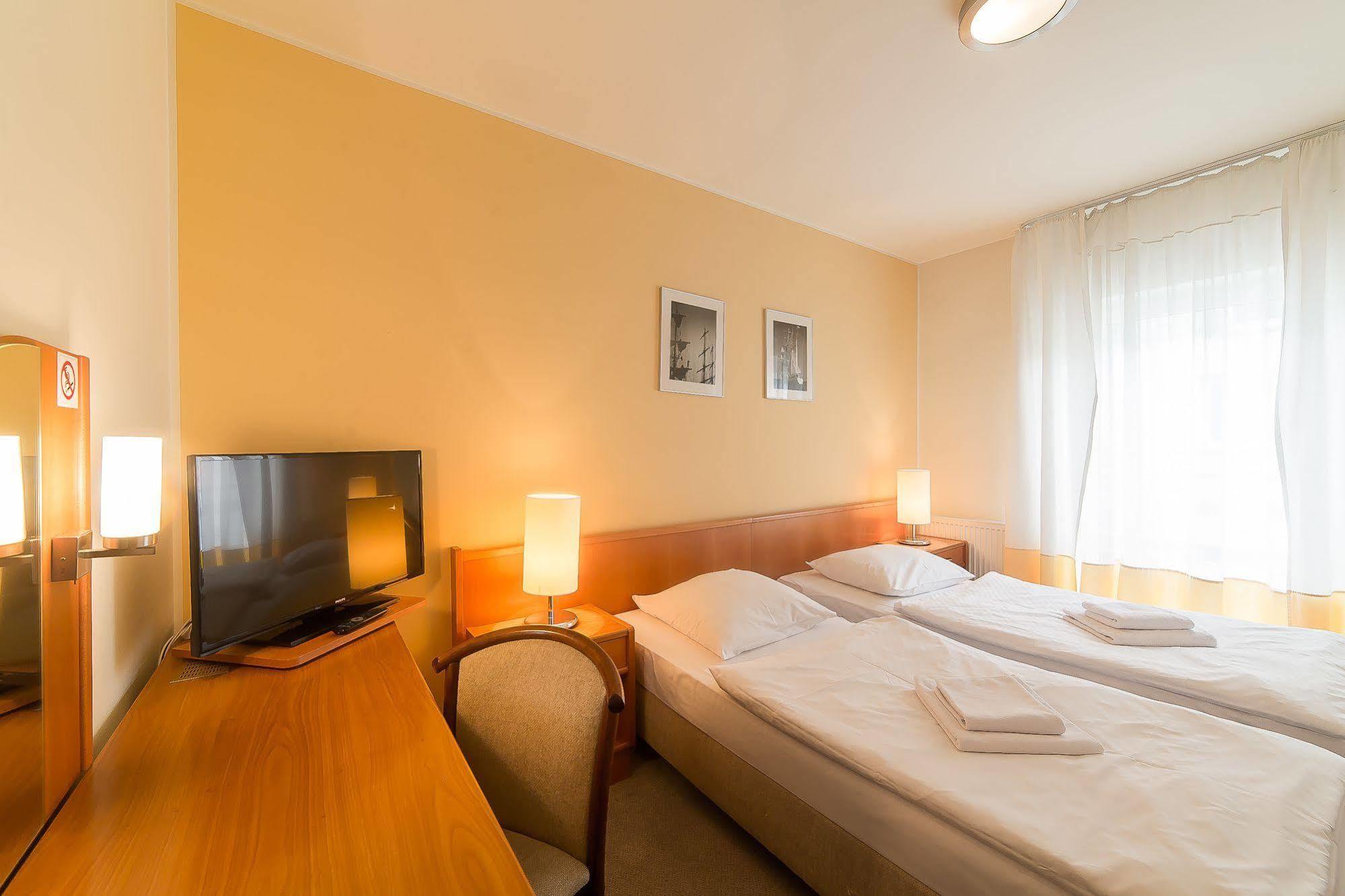 Bed and Breakfast Taaakaryba Kołobrzeg Esterno foto